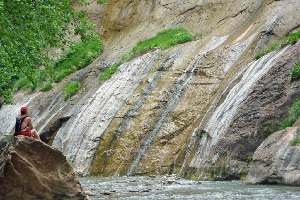 Guide to 13 great Hikes in Zion National Park in Utah! Hikes highlighted include Angels Landing, The Narrows, and Emerald Pools. #zionnationalpark #hikes #narrows #angelslanding #emeraldpools