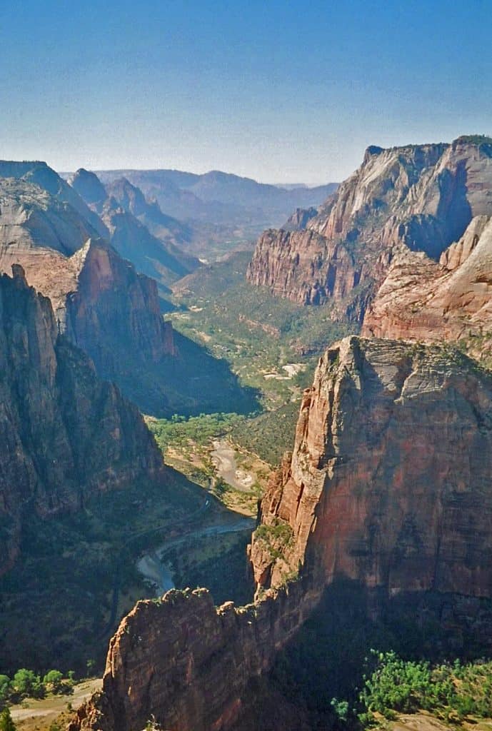 Guide to 13 great Hikes in Zion National Park in Utah! Hikes highlighted include Angels Landing, The Narrows, and Emerald Pools. #zionnationalpark #hikes #narrows #angelslanding #emeraldpools