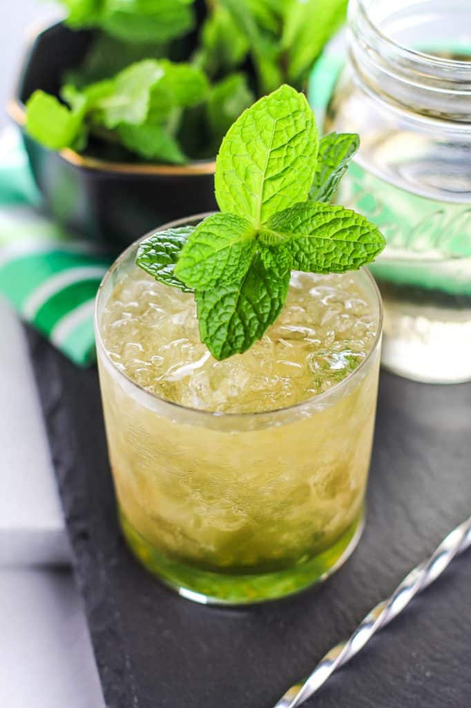 How to make an Best Easy Classic Mint Julep Cocktail Recipe perfect for the Kentucky Derby or any spring/summer day.