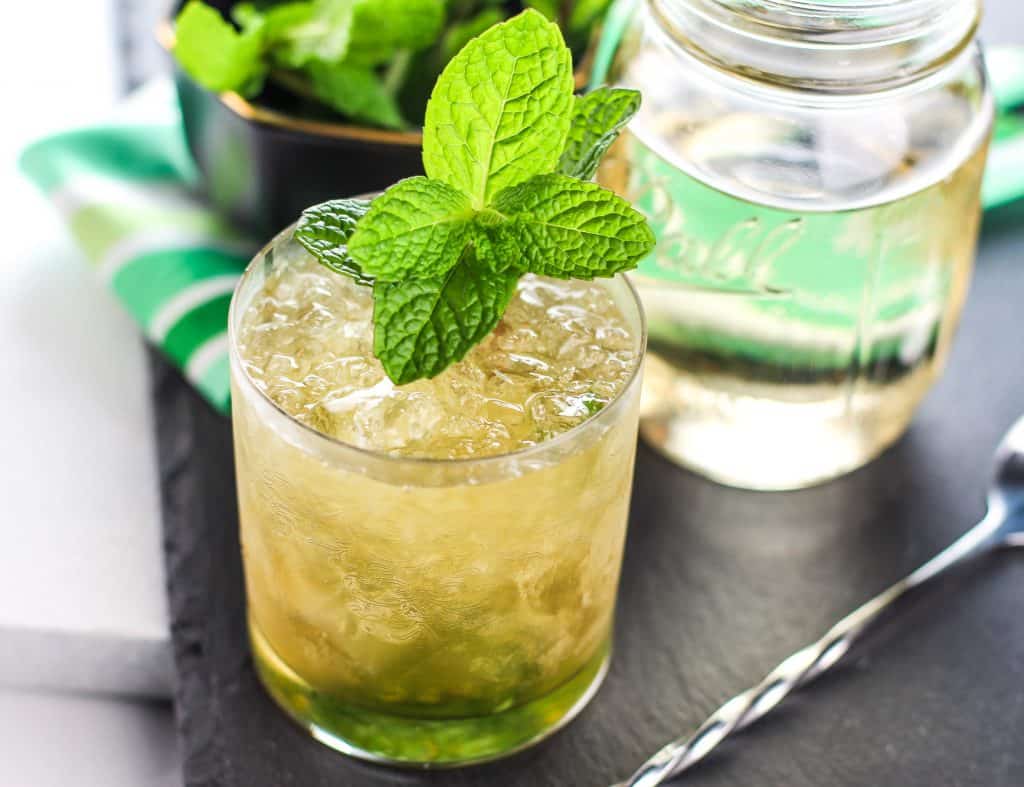 How to make an Best Easy Classic Mint Julep Cocktail Recipe perfect for the Kentucky Derby or any spring/summer day. 