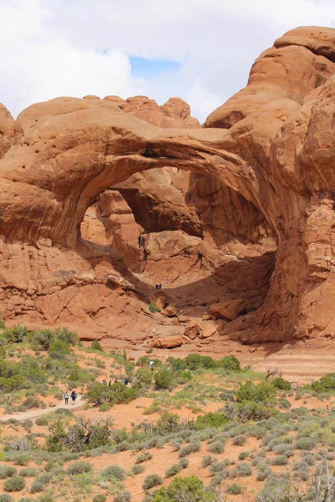 Seven Epic hikes in Arches National Park Utah! Hikes include Delicate Arch, the Devils Garden, the Fiery Furnace, The Windows, Sand Dune Arch, Balanced Rock and Wall Street. 