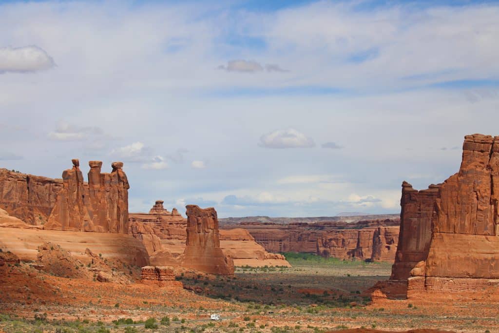 Seven Epic hikes in Arches National Park Utah! Hikes include Delicate Arch, the Devils Garden, the Fiery Furnace, The Windows, Sand Dune Arch, Balanced Rock and Wall Street. 