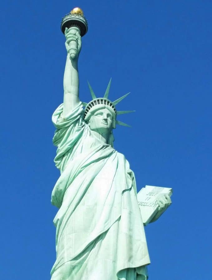 Statue of Liberty fun facts is great for adults, students, and even kids! This American icon was given to the United States of America by the people of France, then placed in New York, USA on Liberty Island.