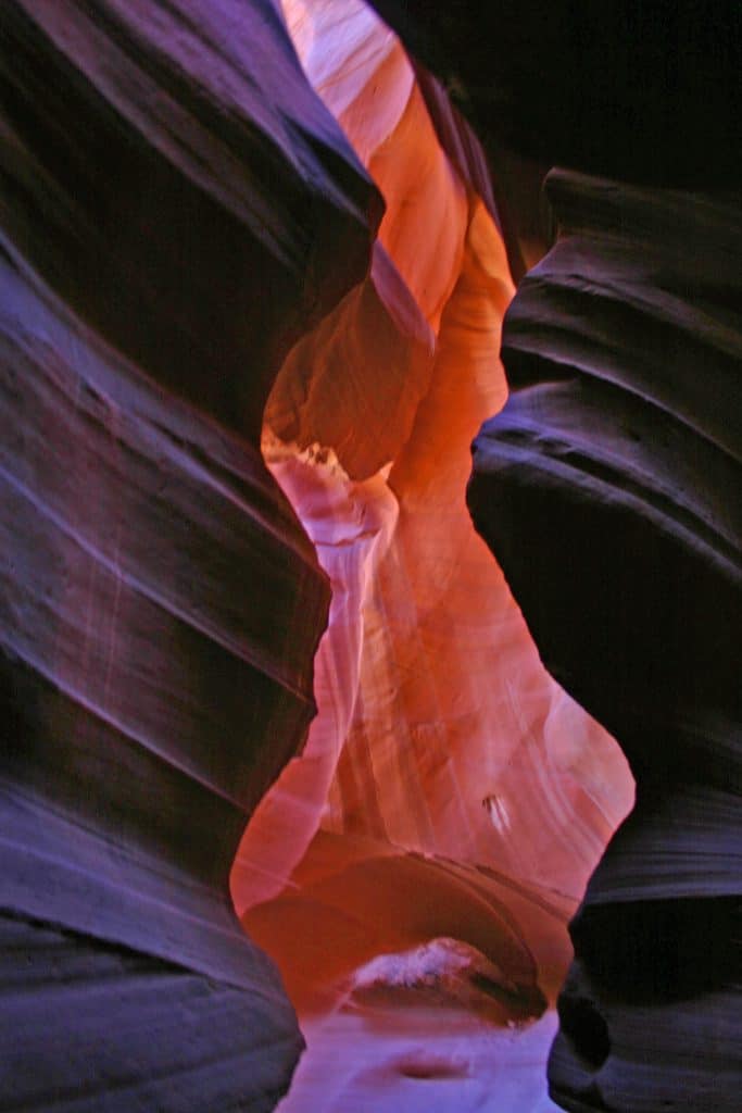 Exploring Upper Antelope Canyon in Arizona! Get the inside scoop on tours, history and photography advice with stunning pictures #antelopecanyon #upper #photography #arizona