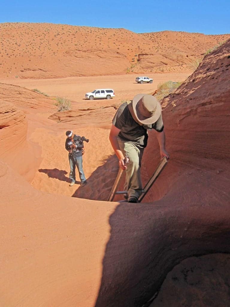 Exploring Upper Antelope Canyon in Arizona! Get the inside scoop on tours, history and photography advice with stunning pictures #antelopecanyon #upper #photography #arizona