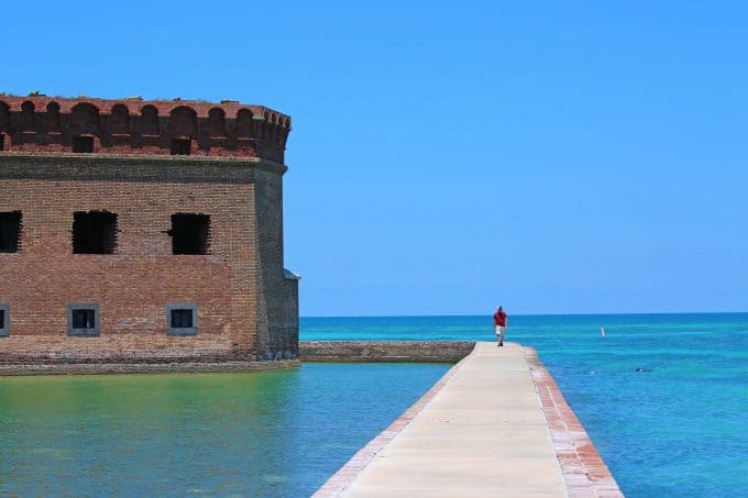 Plan the ultimate Dry Tortugas Camping trip! Dry Tortugas National Park Camping allows you to explore forts, go snorkeling, see the night sky plus much more #drytortugas #nationalpark #camping @thefloridakeys