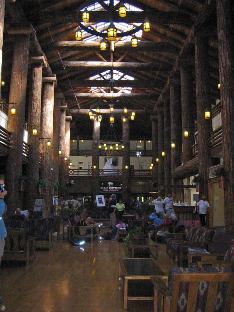 The ultimate guide to help you select your Glacier National Park Lodge, Hotel, Chalet or Cabin! #Glacier #lodge #hotel #cabin #chalet