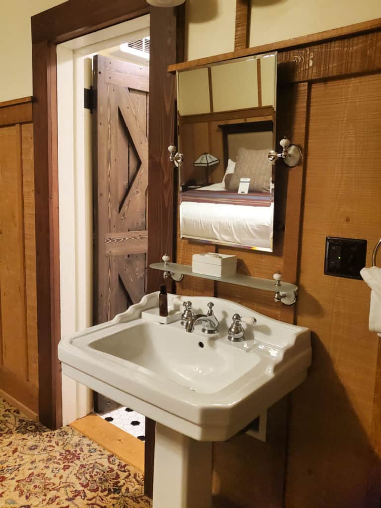 Sink inside room 302 at Many Glacier Hotel