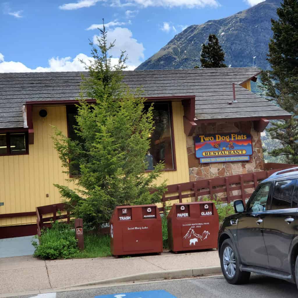 Two Dog Flats Restaurant at Rising Sun Motor Inn Glacier