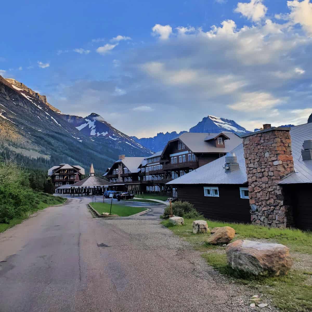 Many Glacier Hotel Glacier National Park in Montana