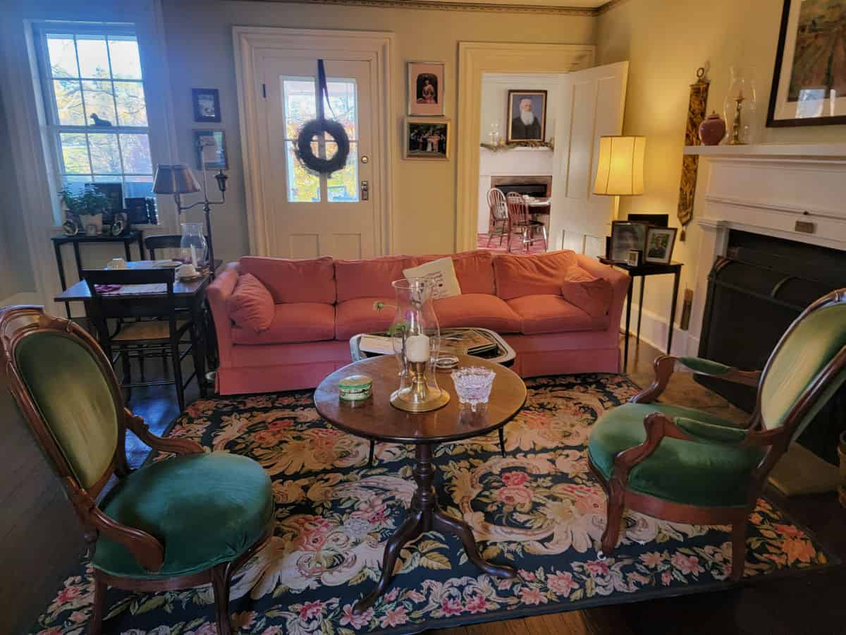 Living Room at the Inn at Brandywine Falls