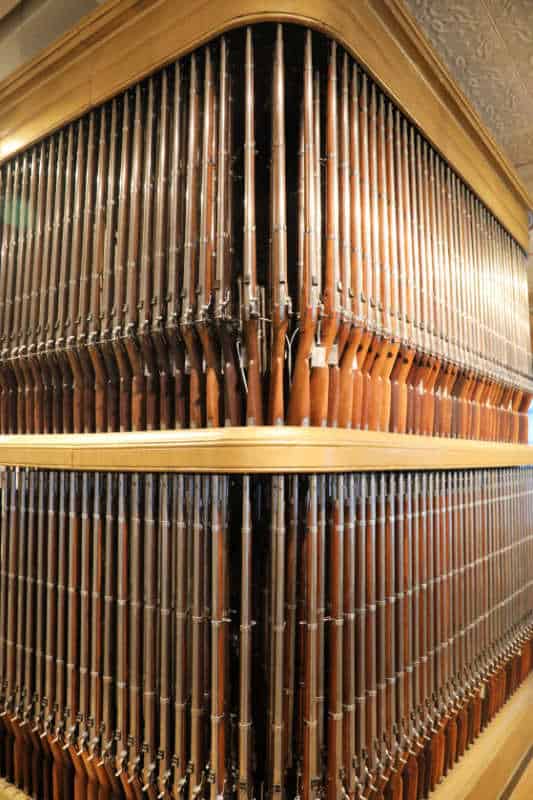 Organ of Muskets vertically placed next to each other at Springfield Armory NHS