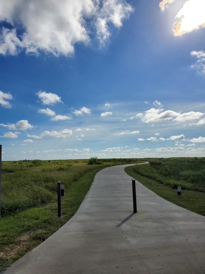 Trail through Palo Alto Battlefield NHP