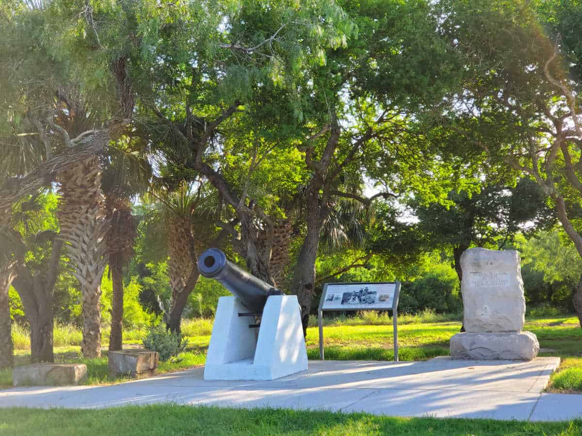 Cannon and Palo Alto Battlefield interpretive panels