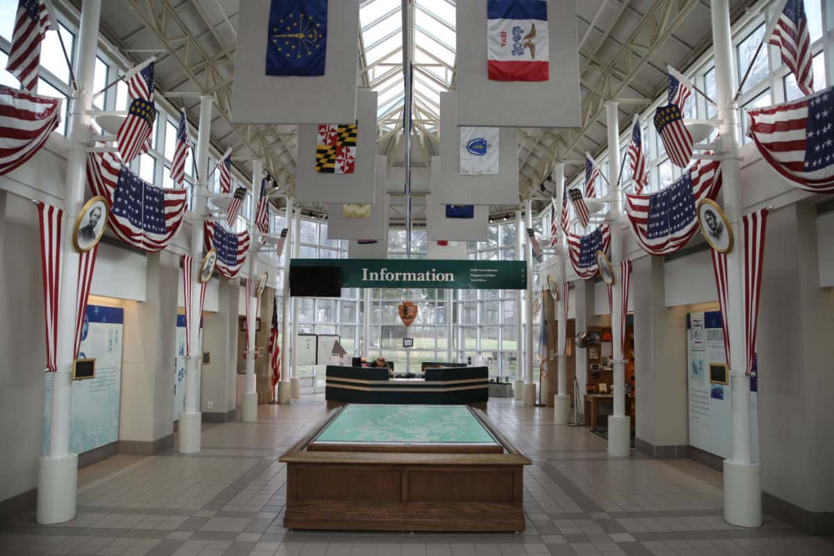 Rows of flags leading to the visitor information desk and a map of the battles of Chickamauga 