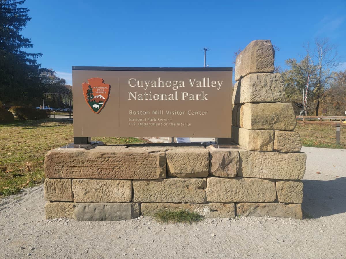 Entrance sign for Cuyahoga Valley National Park 
