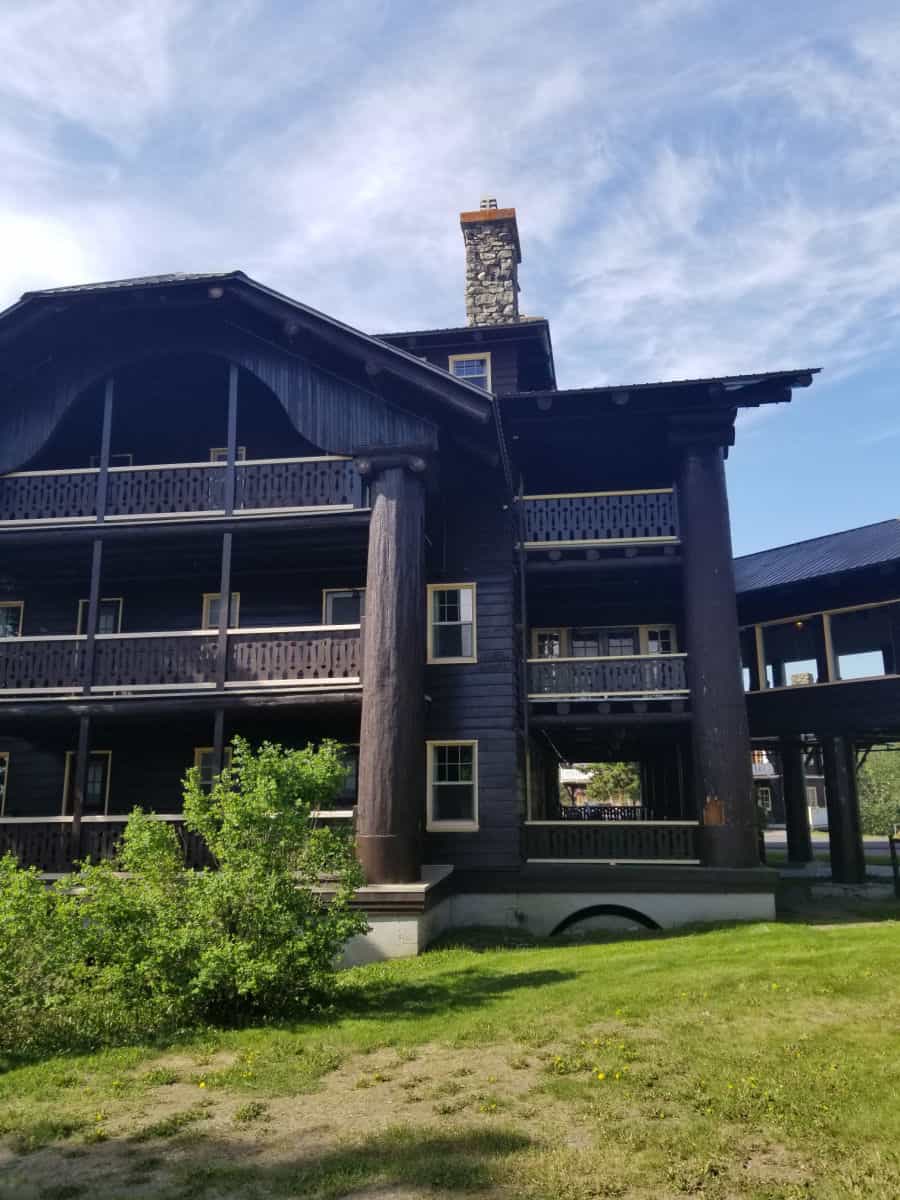 exterior of Glacier Park Lodge