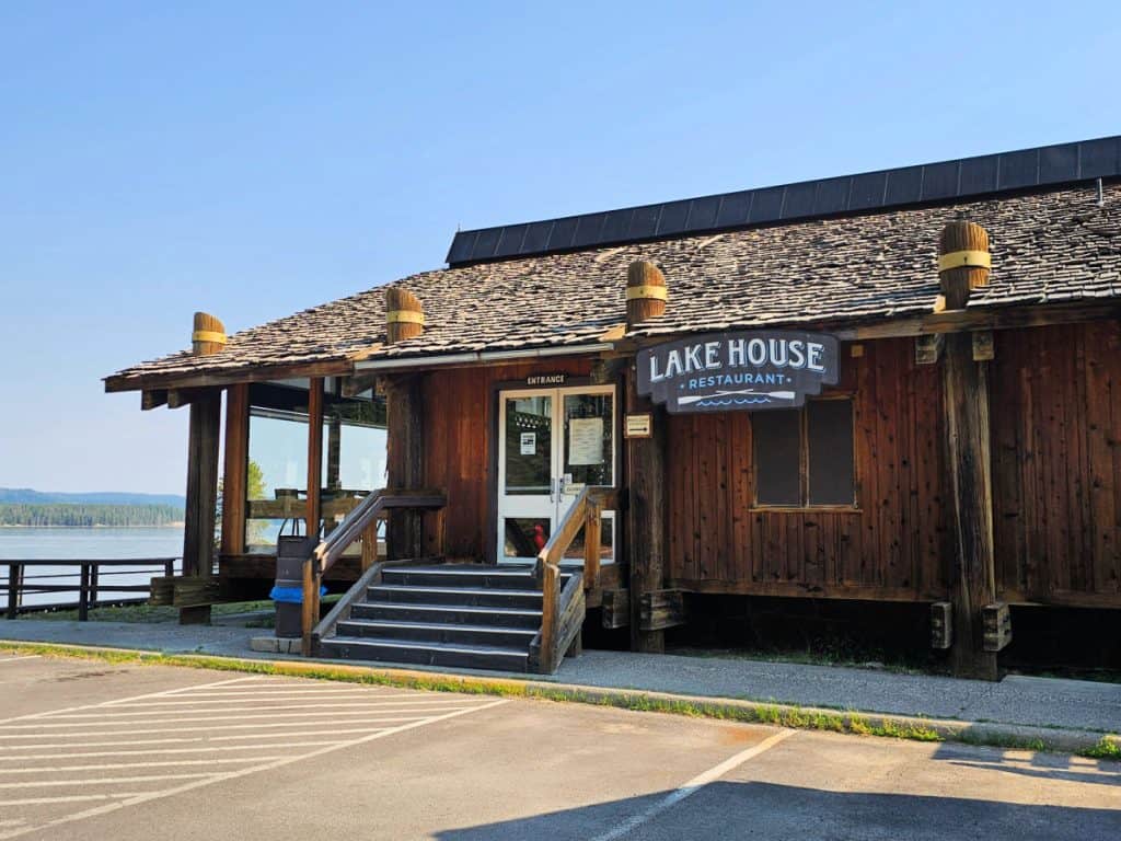 Lake House Restaurant in Grant Village