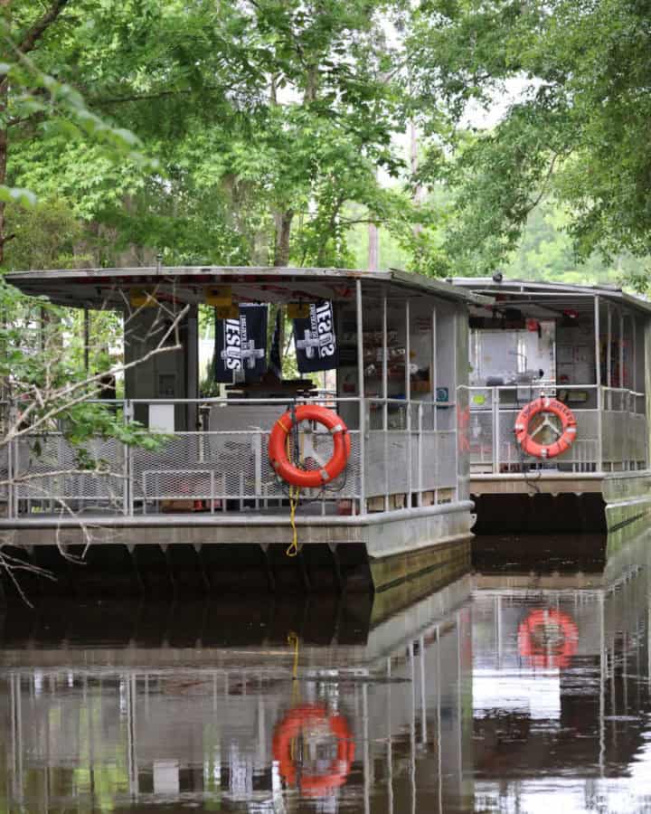 Jean Lafitte Swamp Tours boats