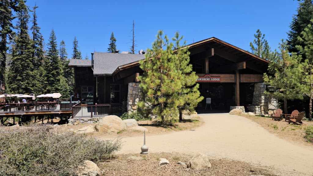 Wuksachi Lodge in Sequoia National Park in California