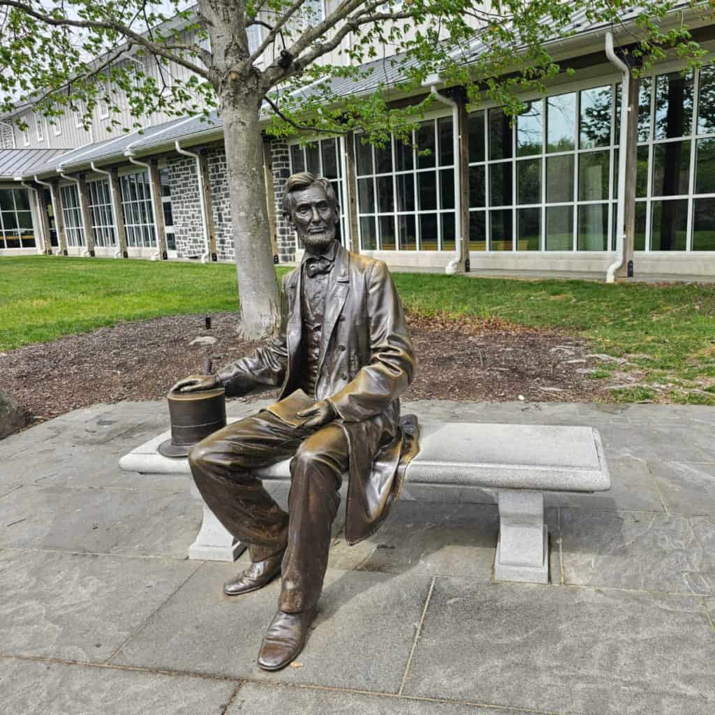 Abraham Lincoln on bench at Gettysburg National Military Park