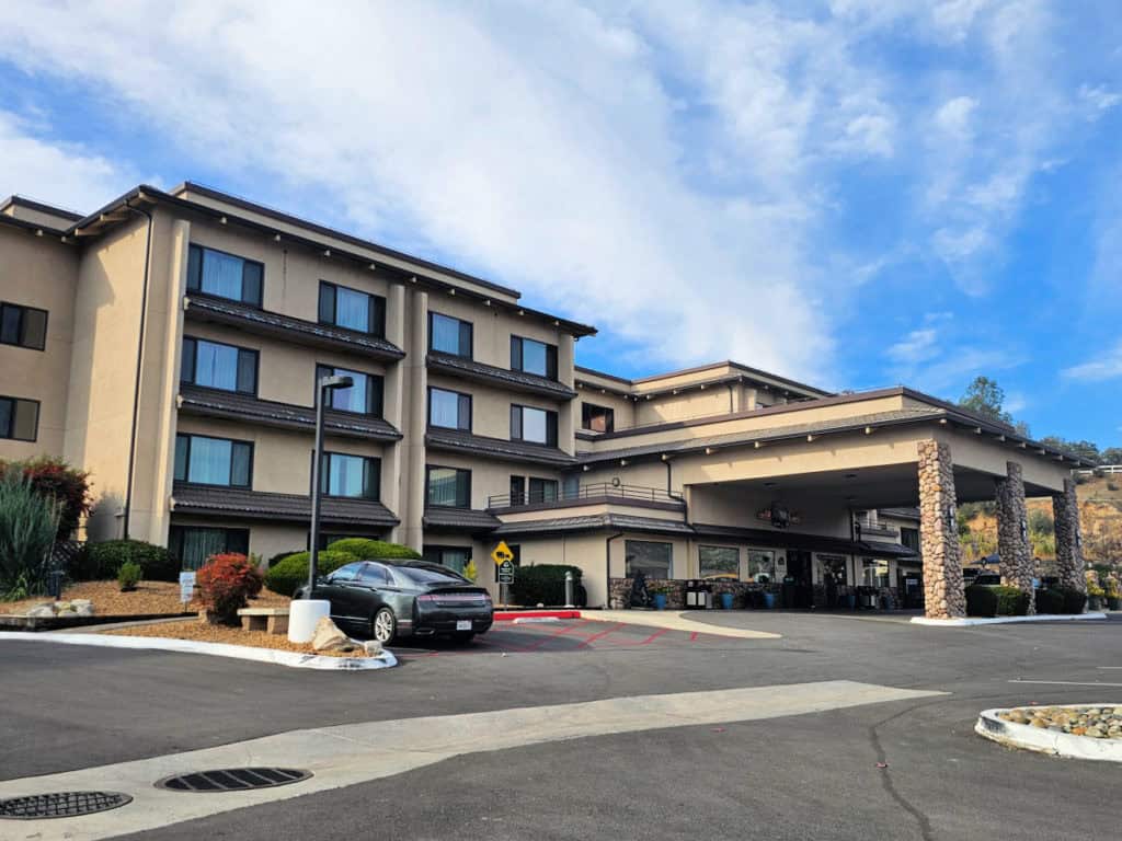 Yosemite Southgate Hotel Oakhurst Califorina