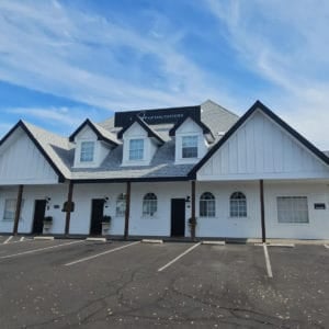 Four Daughters Inn located in Oakhurst CA