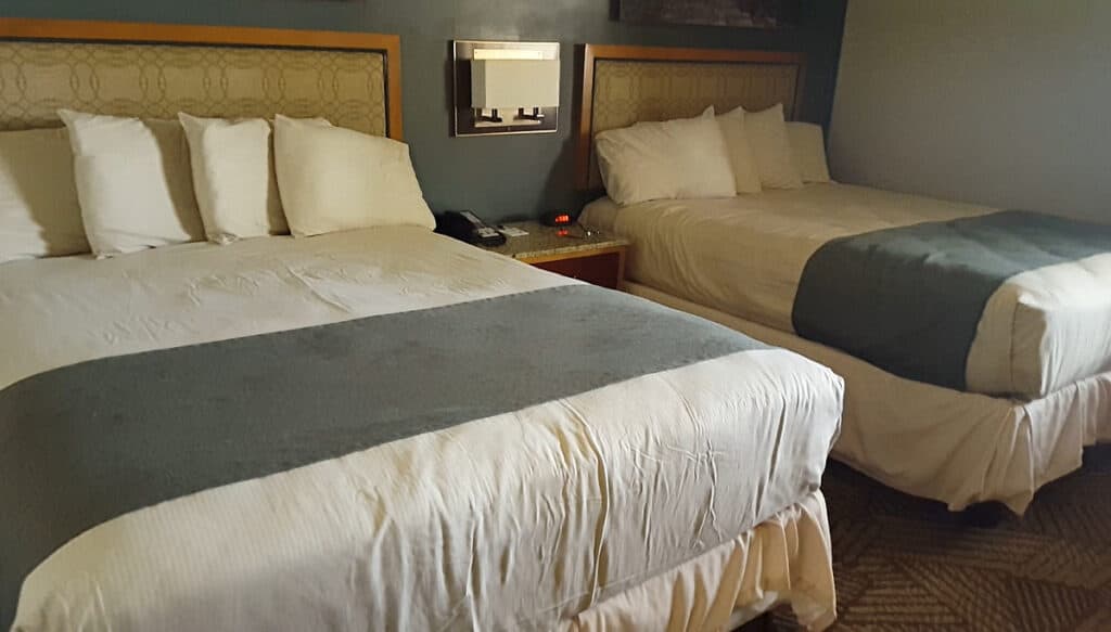 Beds in Thunderbird Lodge Grand Canyon