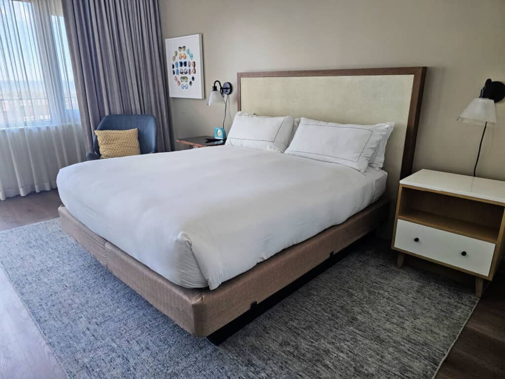 One King Bed at The Lodge at Gulf State Park