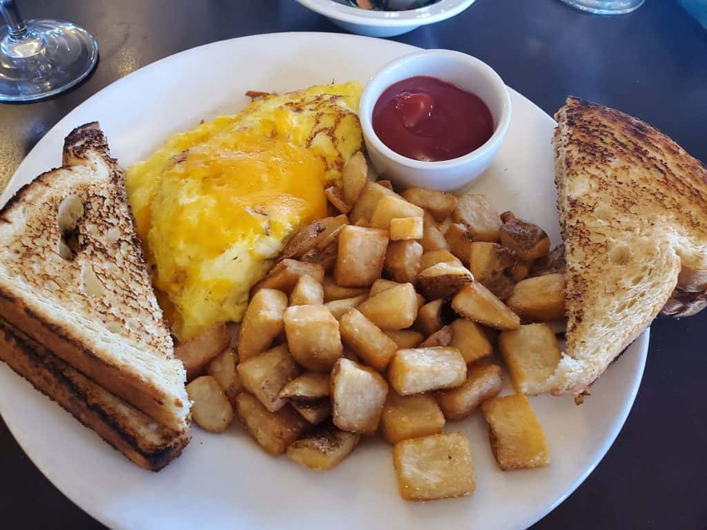 Breakfast at Lake Yellowstone Hotel